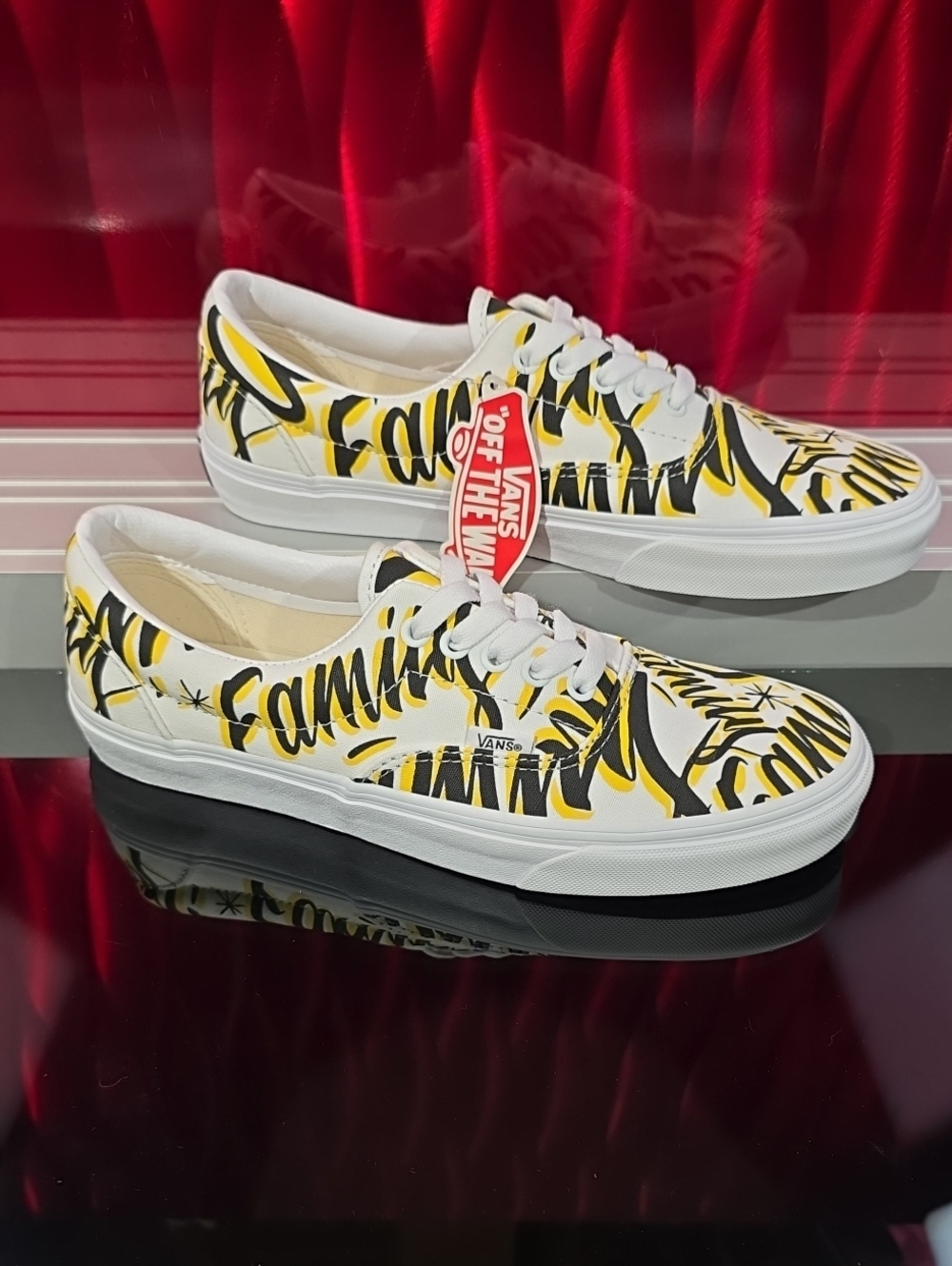 Vans Era Vans Family Yellow Black Script Men Size 9 Women Size 10.5 New